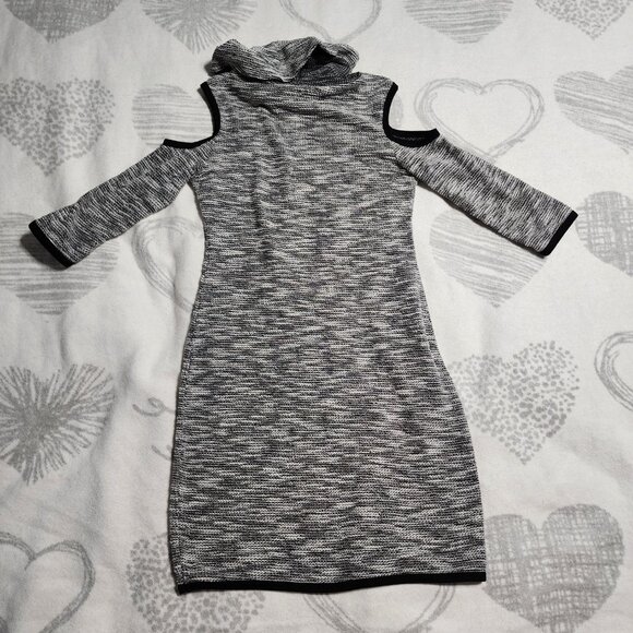 Jack by‎ BB Dakota Marylou Cold Shoulder Dress B&W - Size XS - Picture 4 of 4